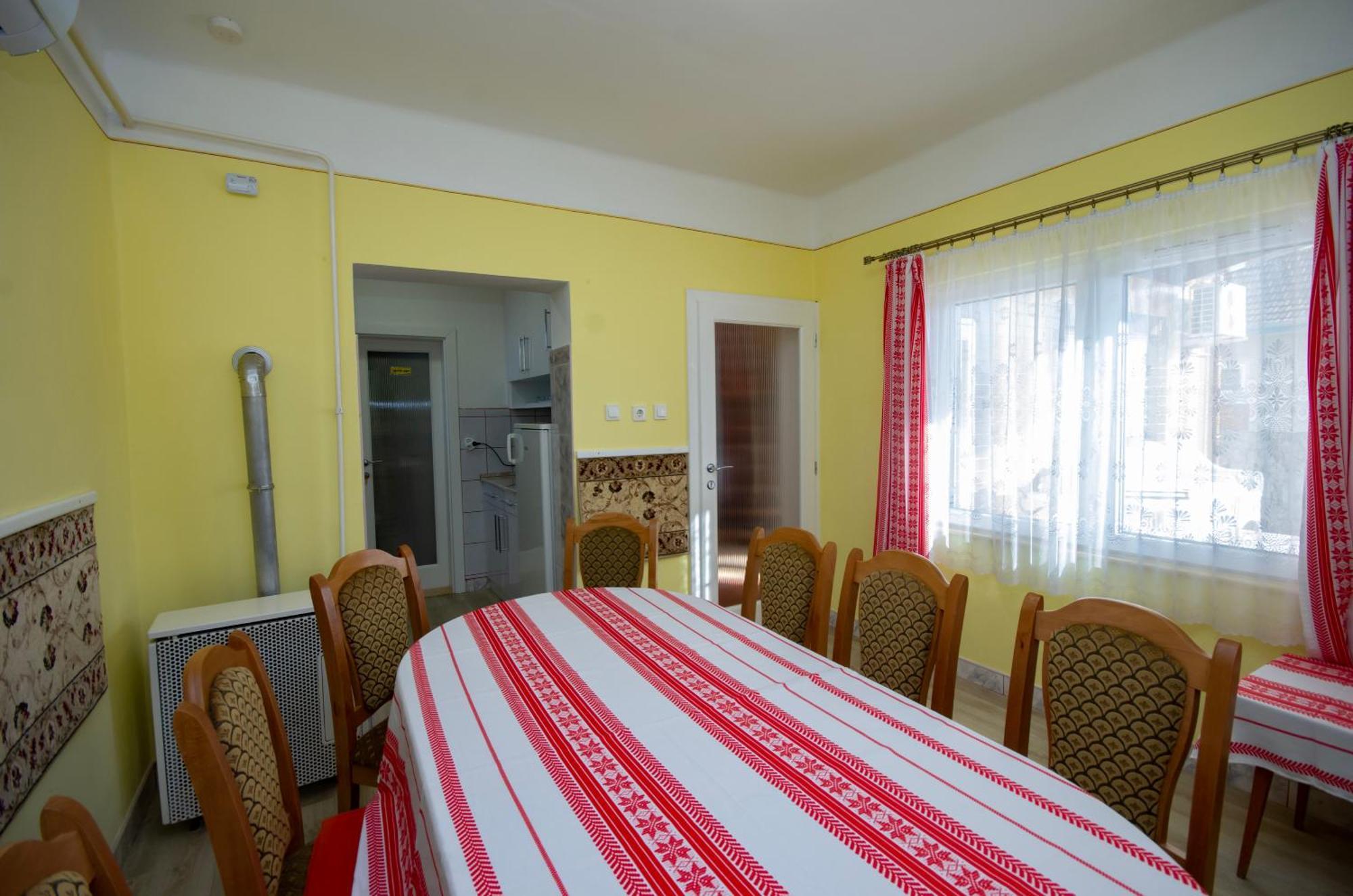 Amalia Apartman Gyula Luaran gambar