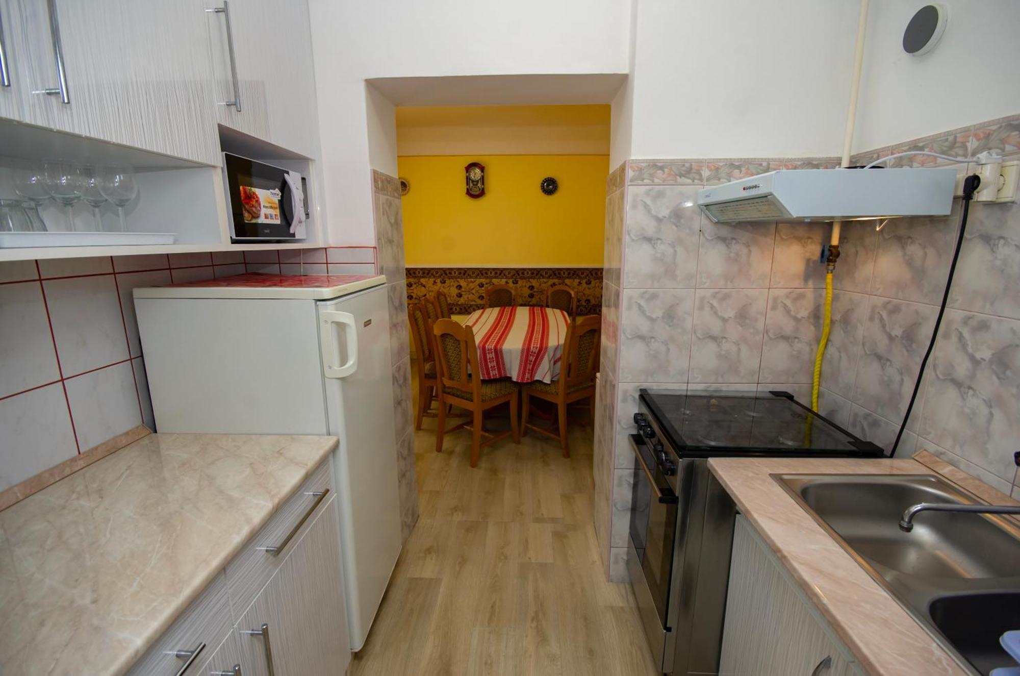 Amalia Apartman Gyula Luaran gambar
